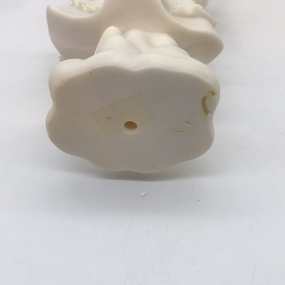 Lakeside Collection Figurine (Little Angel Girl) - Picture 6 of 6